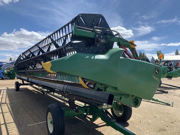 2017 John Deere 640FD Header Combine