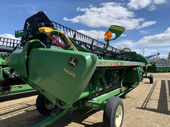 2017 John Deere 640FD Header Combine