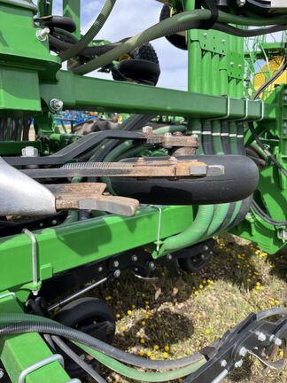 2023 John Deere P670 Air Seeder