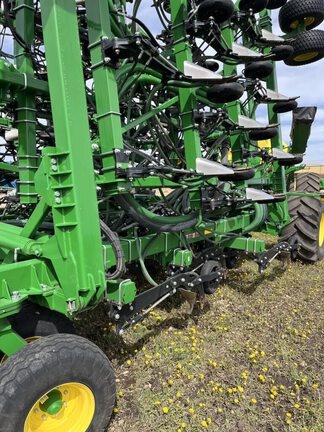 2023 John Deere P670 Air Seeder