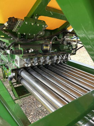 2023 John Deere P670 Air Seeder