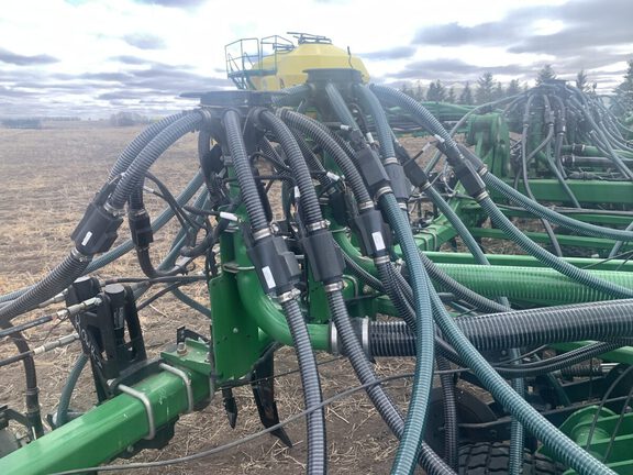 2016 John Deere 1870 Air Seeder