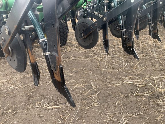 2016 John Deere 1870 Air Seeder