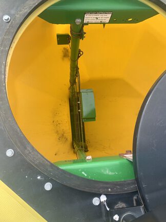 2016 John Deere 1870 Air Seeder