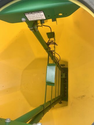 2016 John Deere 1870 Air Seeder