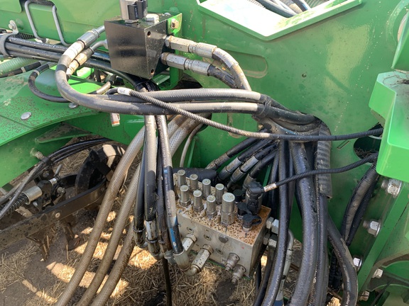 2020 John Deere P576 Air Seeder