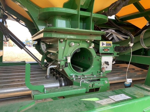 2020 John Deere P576 Air Seeder