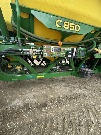 2024 John Deere P680 Air Seeder