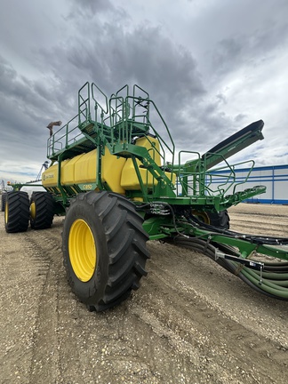 2024 John Deere P680 Air Seeder