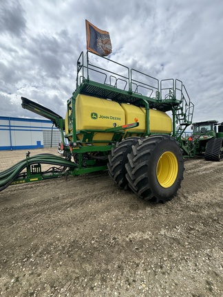 2022 John Deere N560F Air Seeder