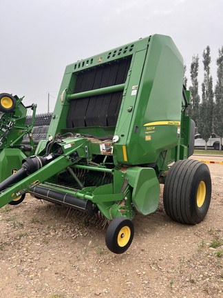 2019 John Deere 560M Precutter Baler/Round