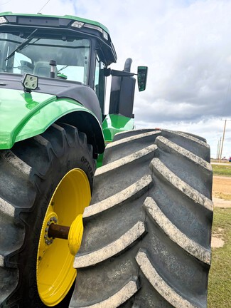 2022 John Deere 9R 640 Tractor 4WD