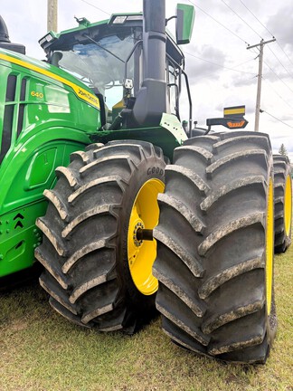 2022 John Deere 9R 640 Tractor 4WD