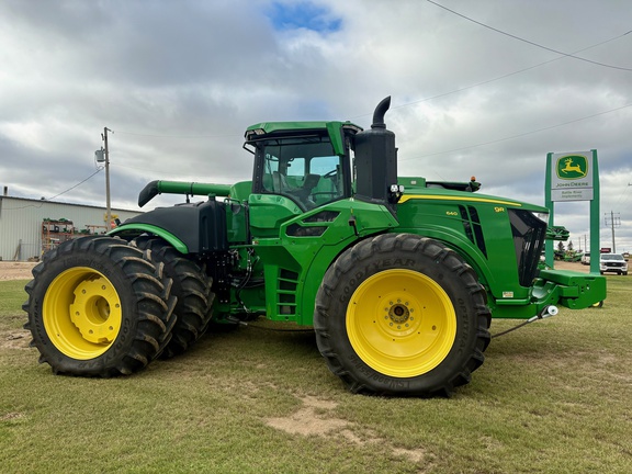 2022 John Deere 9R 640 Tractor 4WD