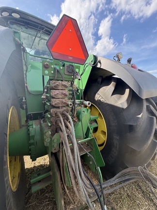 2015 John Deere 9520R Tractor 4WD