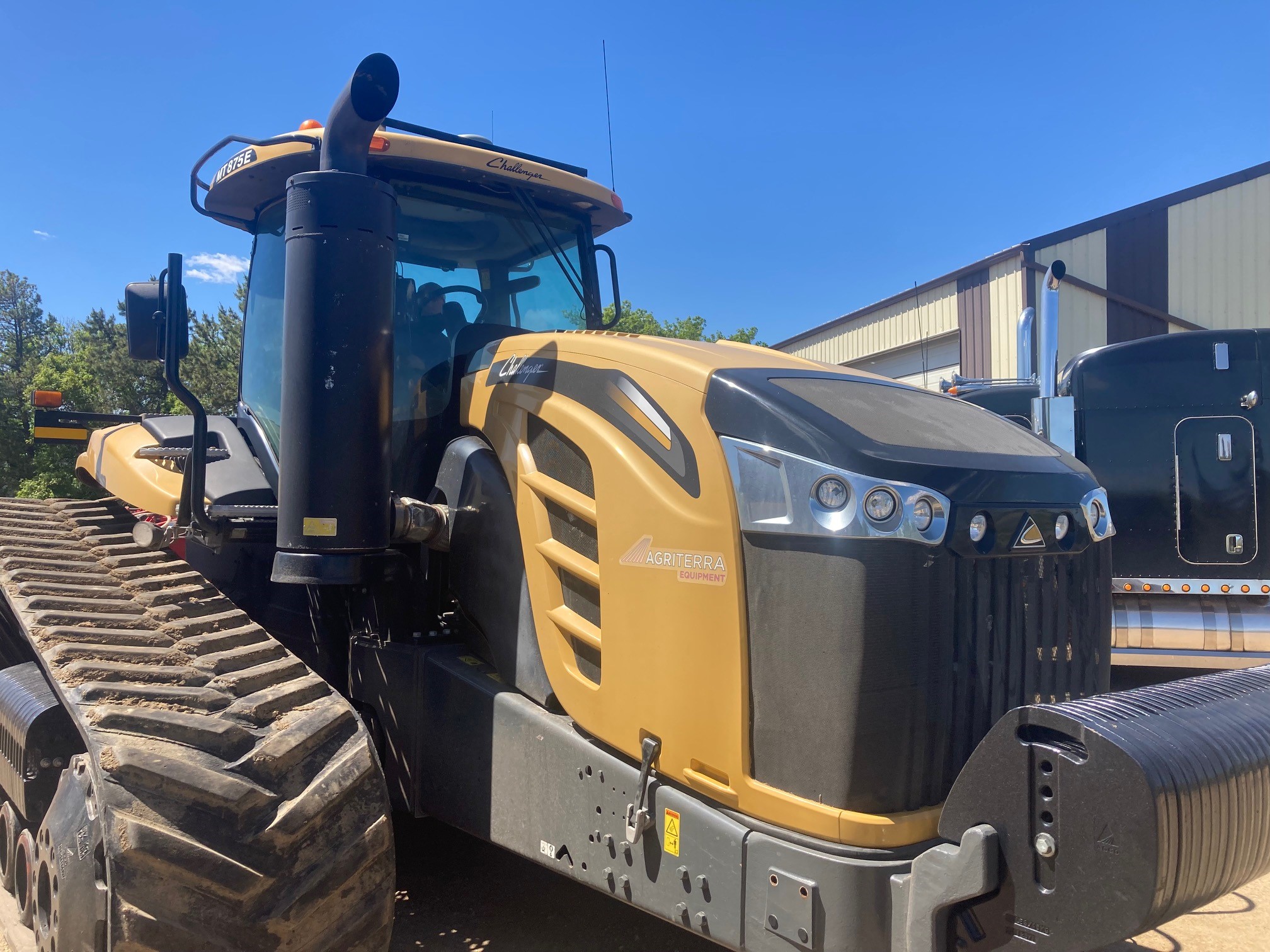 2016 Challenger MT875E Tractor 4WD