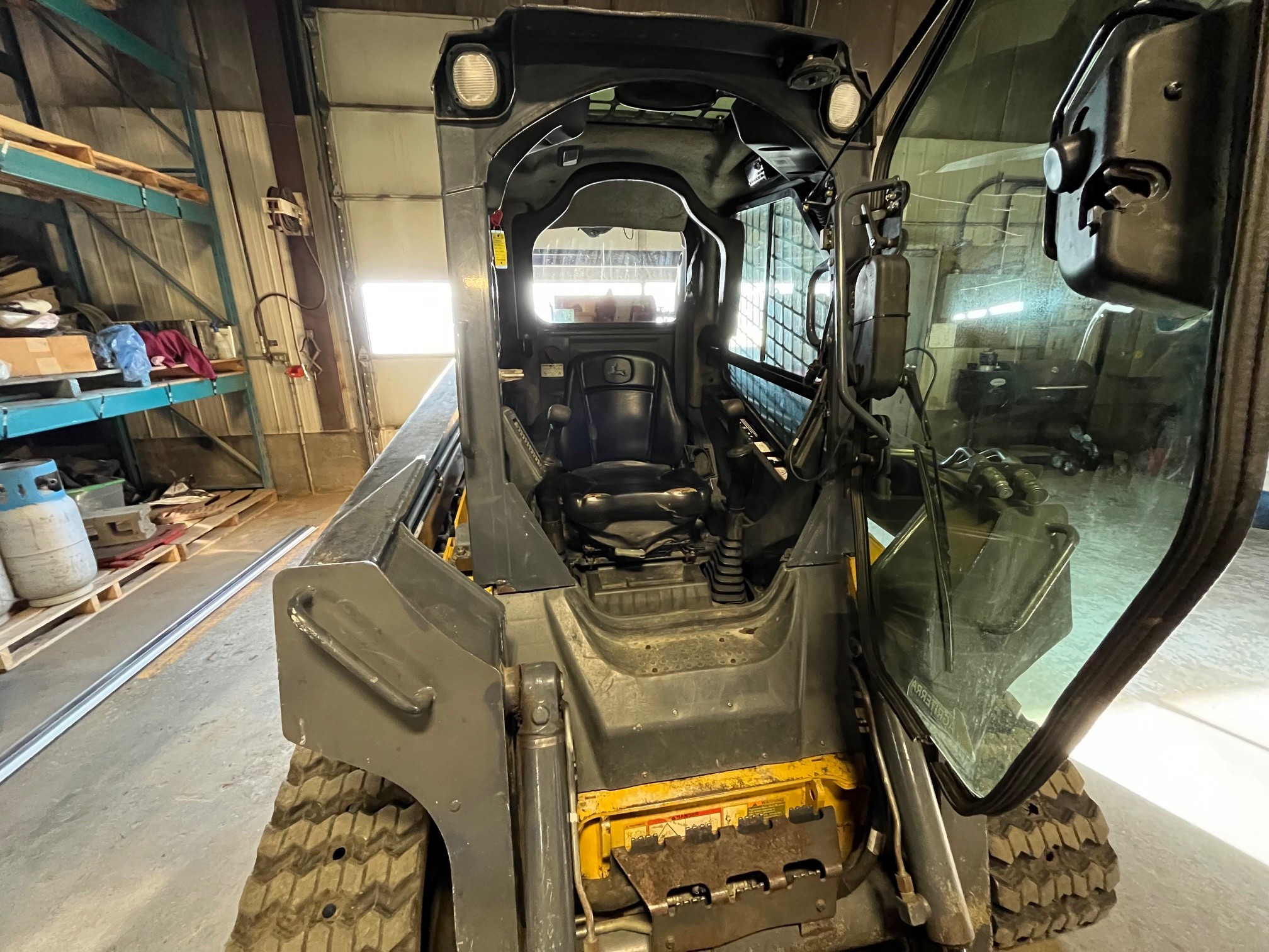 2011 John Deere 323D3 Compact Track Loader