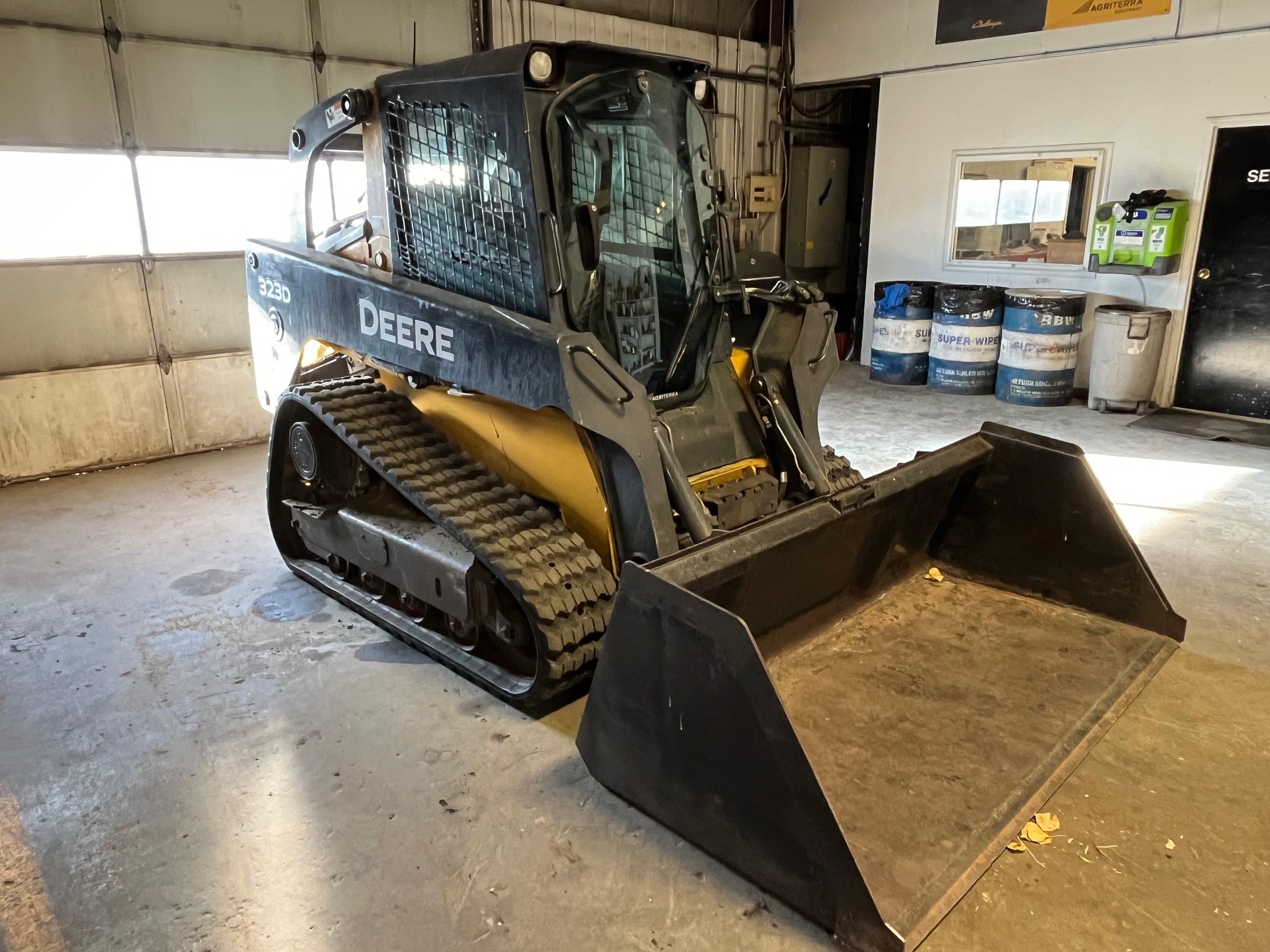 2011 John Deere 323D3 Compact Track Loader