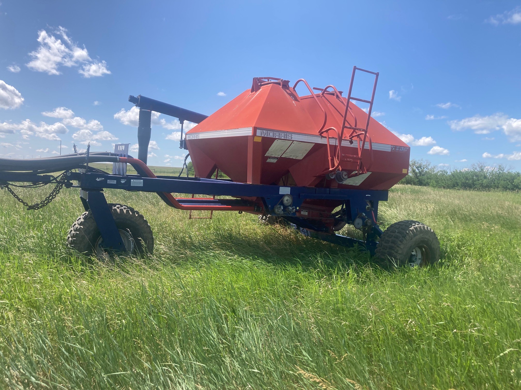 1997 Morris 7130 Air Seeder