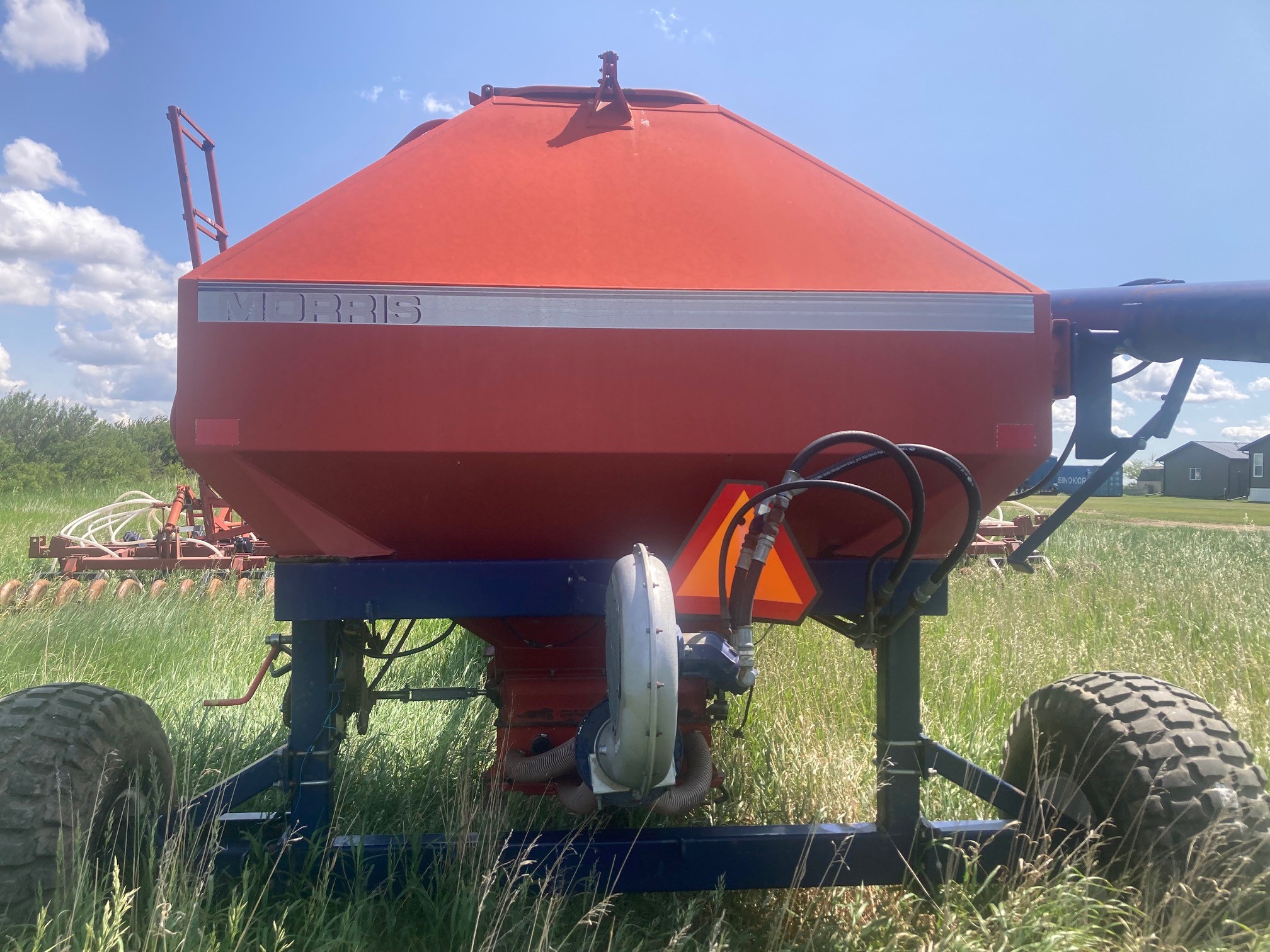 1997 Morris 7130 Air Seeder