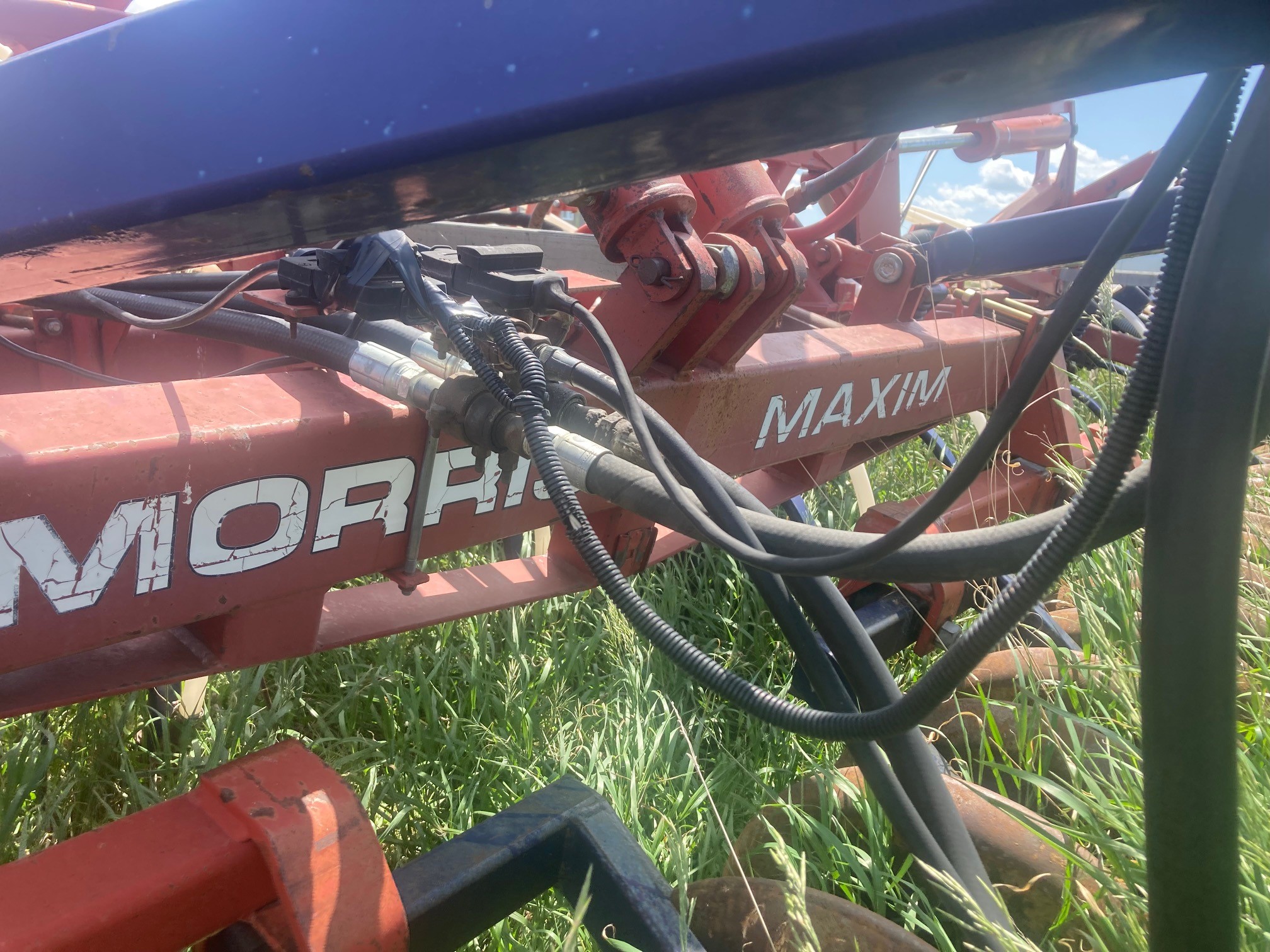 1997 Morris 7130 Air Seeder