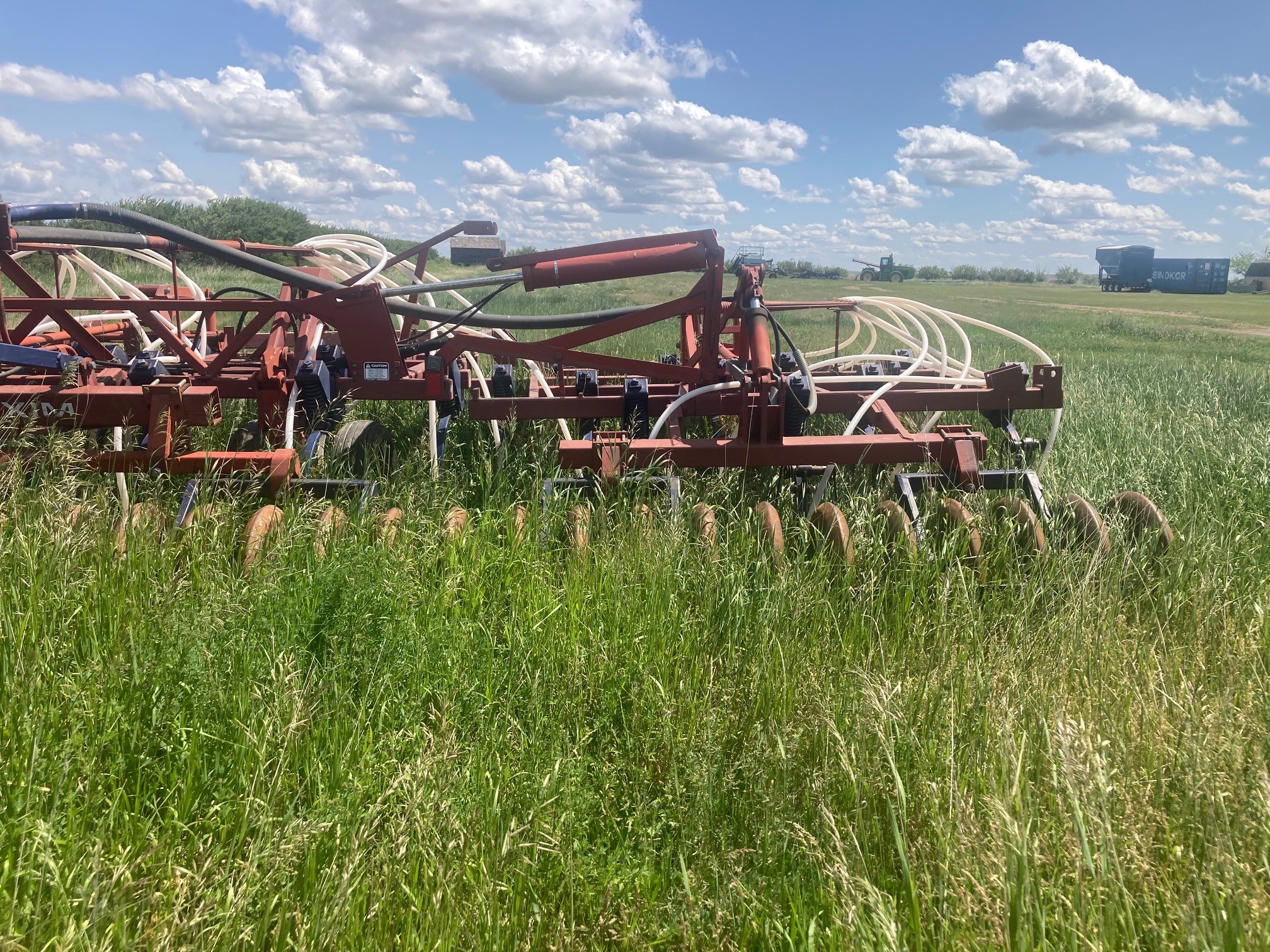 1997 Morris 7130 Air Seeder