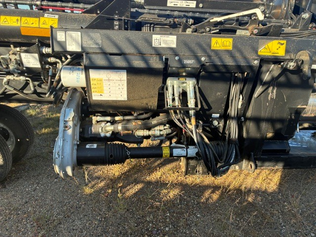 2021 MacDon FD135 Header Combine