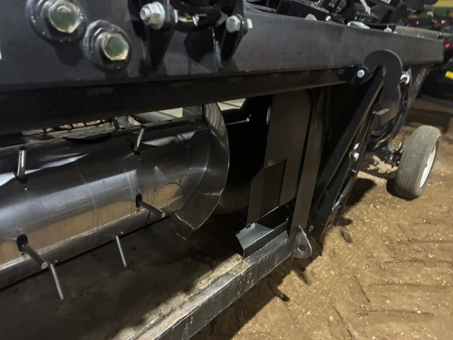 2021 MacDon FD135 Header Combine