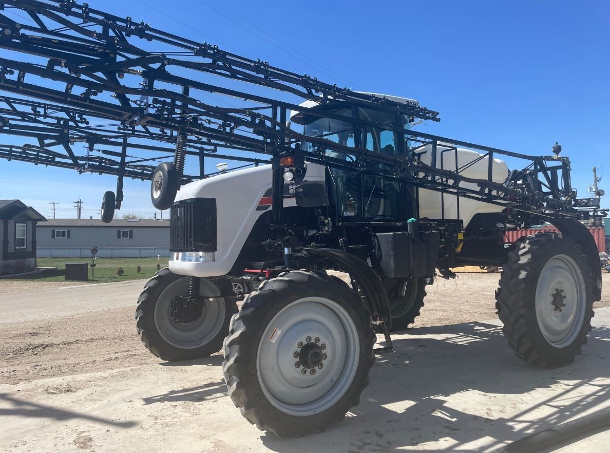 2008 AGCO 7660 Sprayer