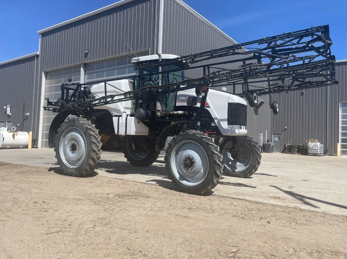 2008 AGCO 7660 Sprayer