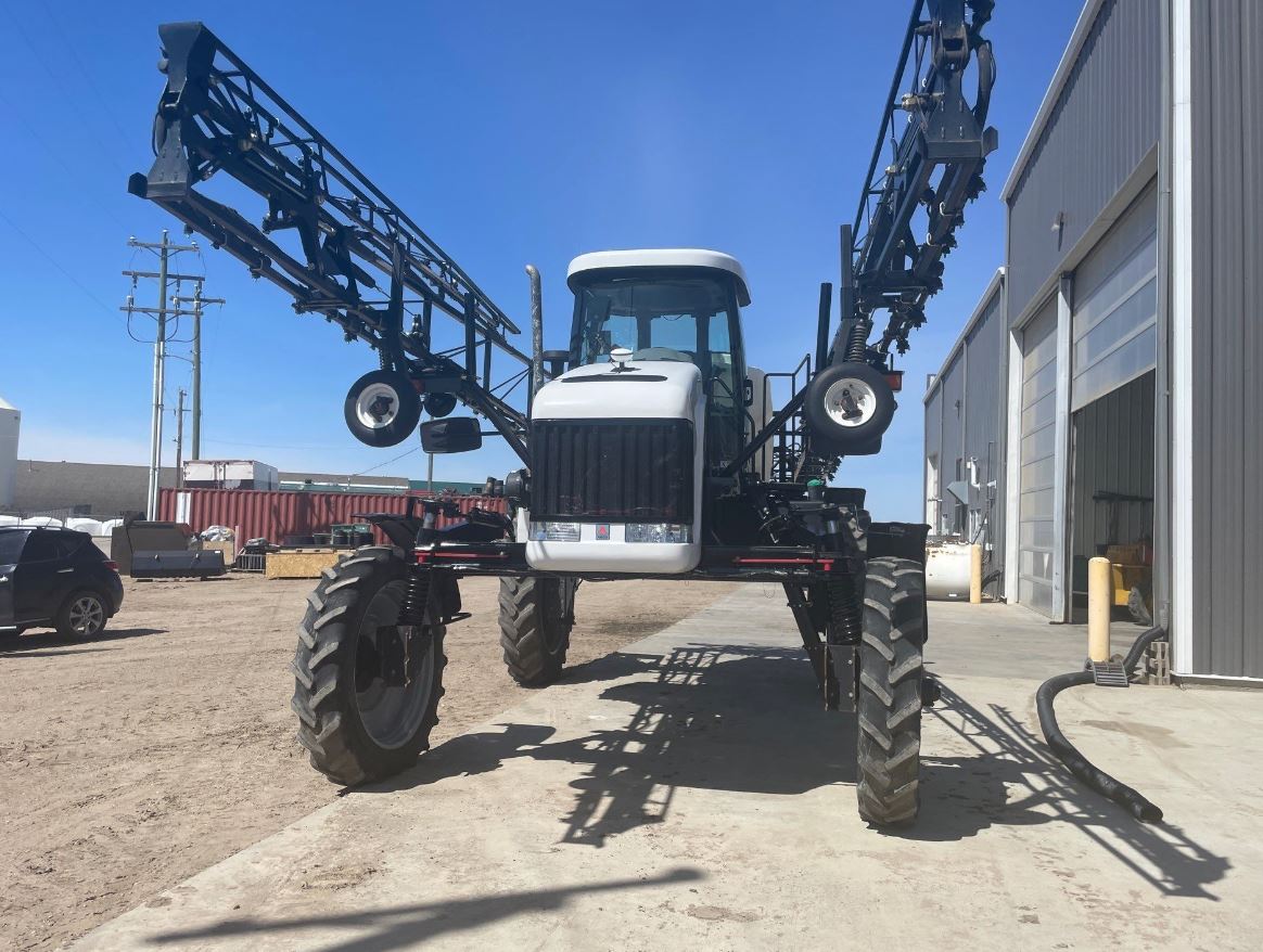 2008 AGCO 7660 Sprayer