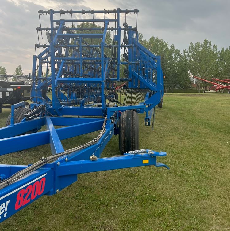 2020 Brandt contour commander 8200 Harrow