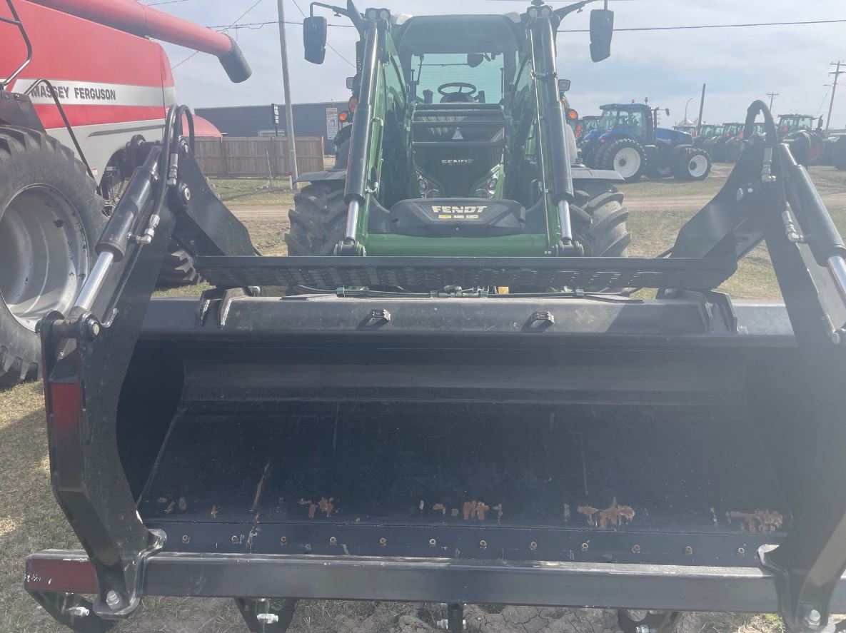 2019 Fendt 724S4 Tractor