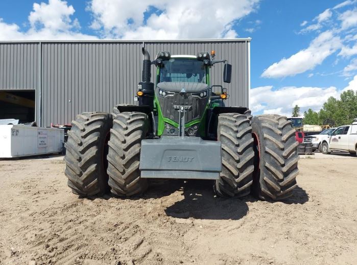 2023 Fendt 1050 Tractor