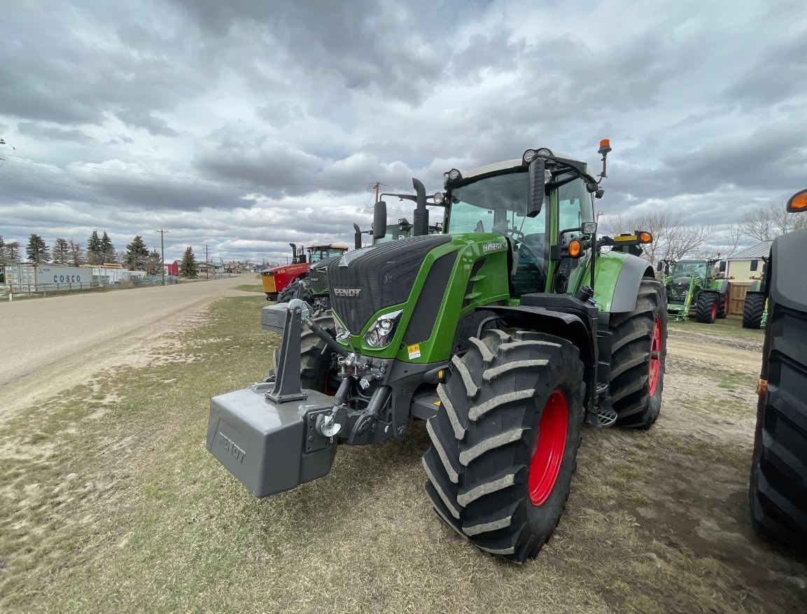 2023 Fendt 822S4 Tractor