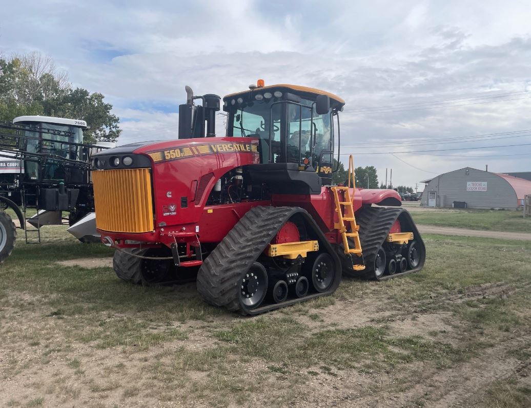 2017 Versatile 550DT Tractor