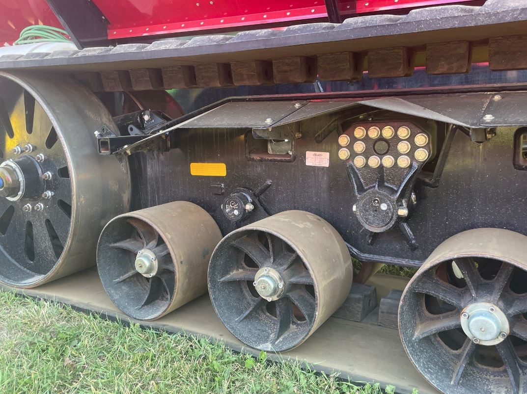 2014 Elmers 1600 Grain Cart