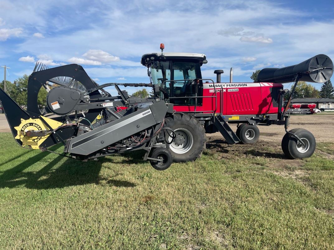 2014 Massey Ferguson WR9740 Windrower