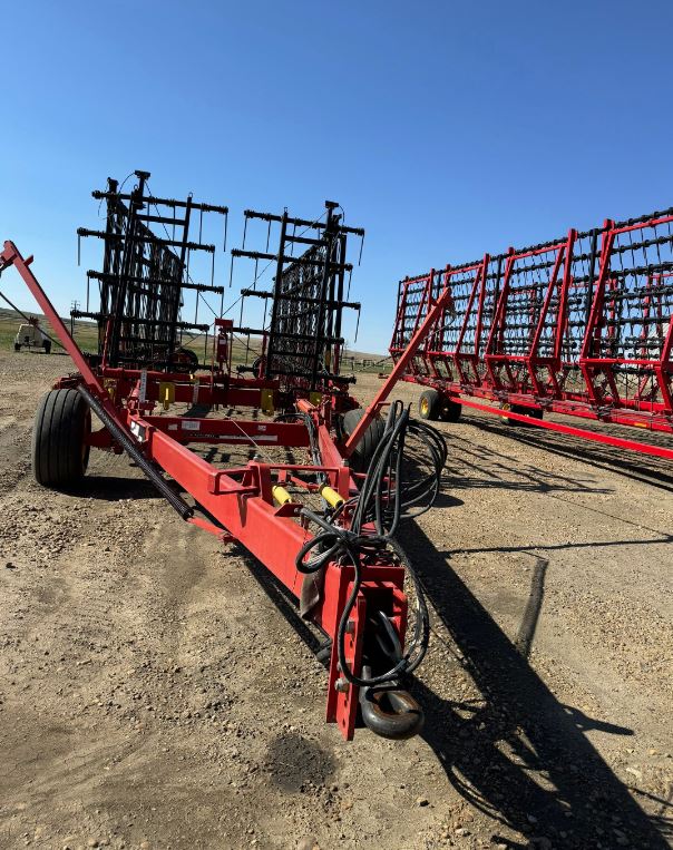 2012 Bourgault 7200 - 72' Harrow