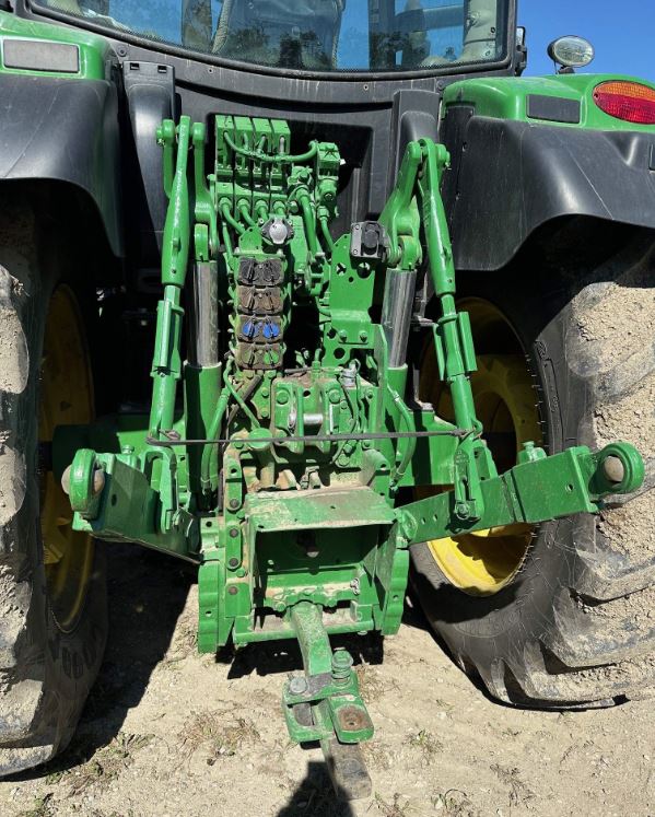 2019 John Deere 6195R Tractor