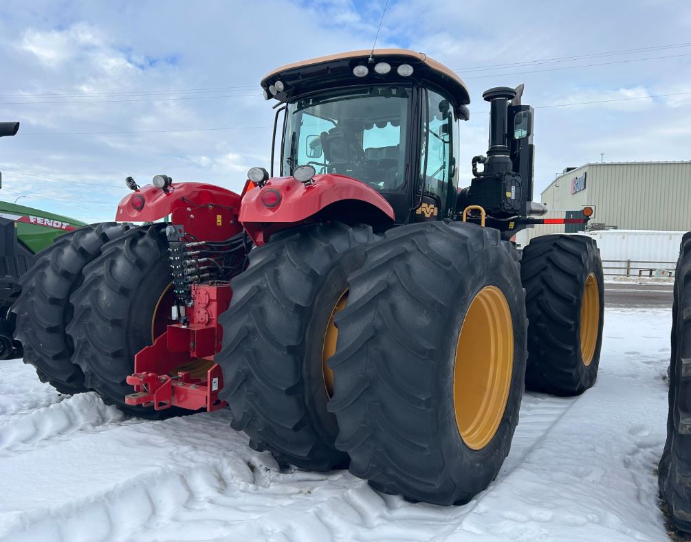 2018 Versatile 460 Tractor