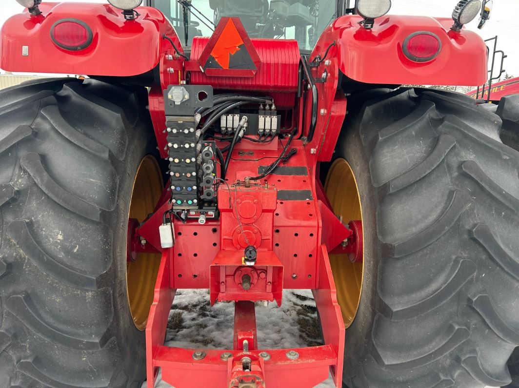 2018 Versatile 460 Tractor