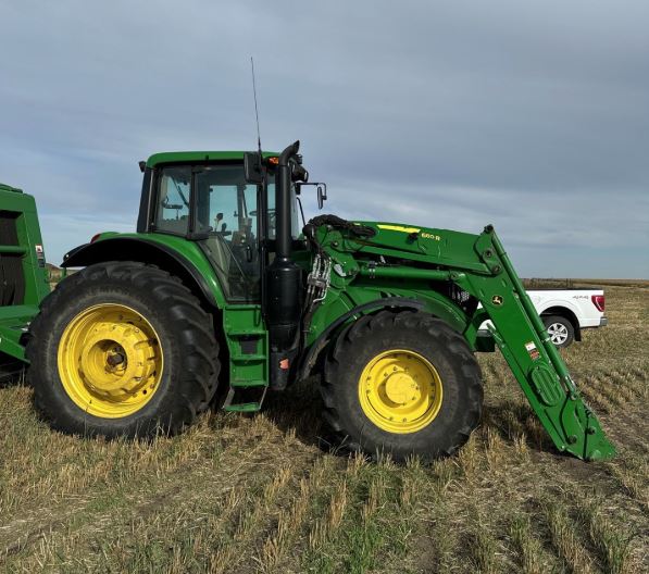 2018 John Deere 6175M Cab Tractor