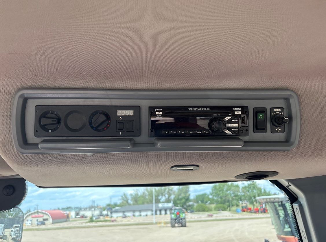 2014 Versatile 550DT Tractor