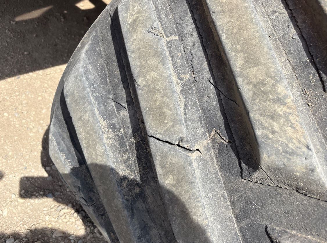 2014 Versatile 550DT Tractor