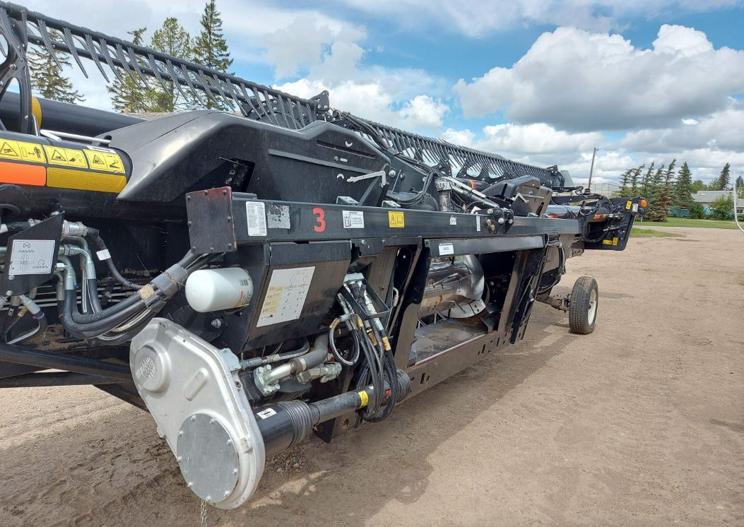 2018 MacDon FD 140 Header Draper Flex