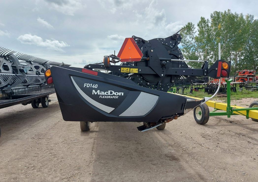 2018 MacDon FD 140 Header Draper Flex