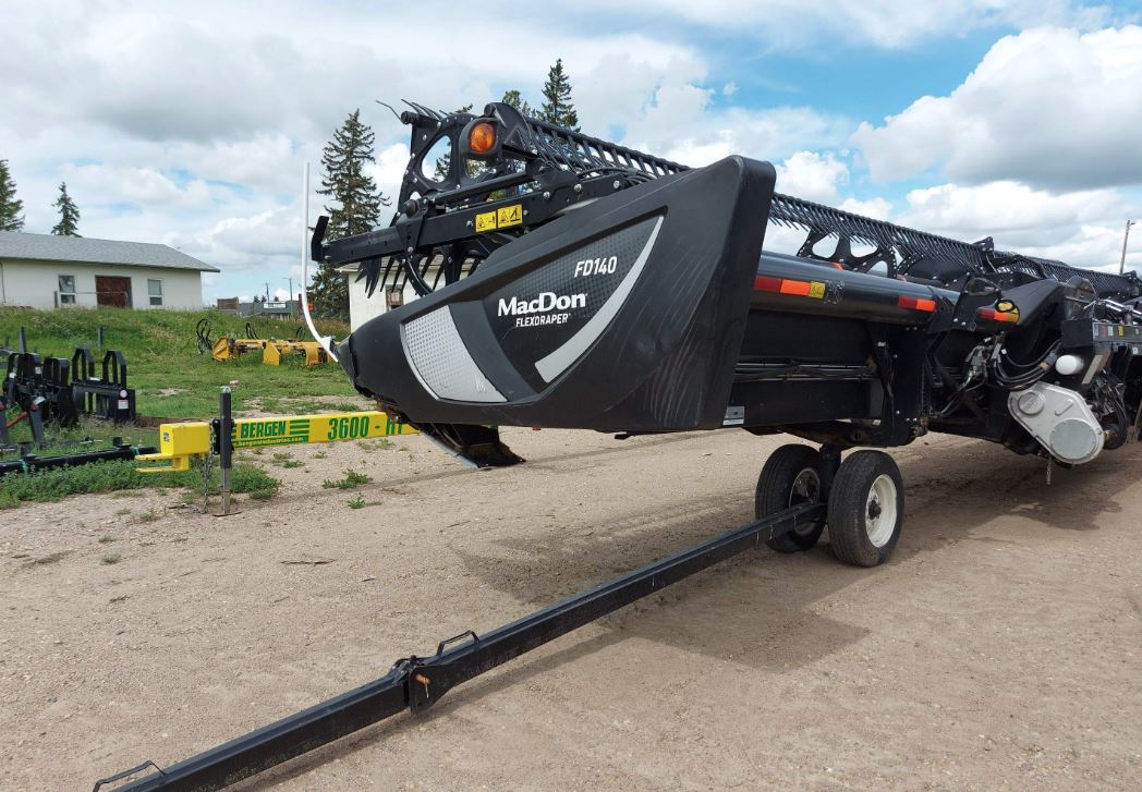 2018 MacDon FD 140 Header Draper Flex