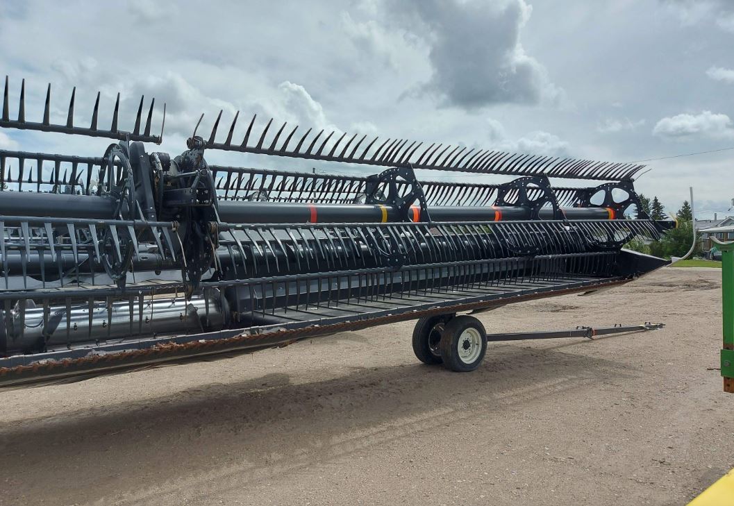 2018 MacDon FD 140 Header Draper Flex