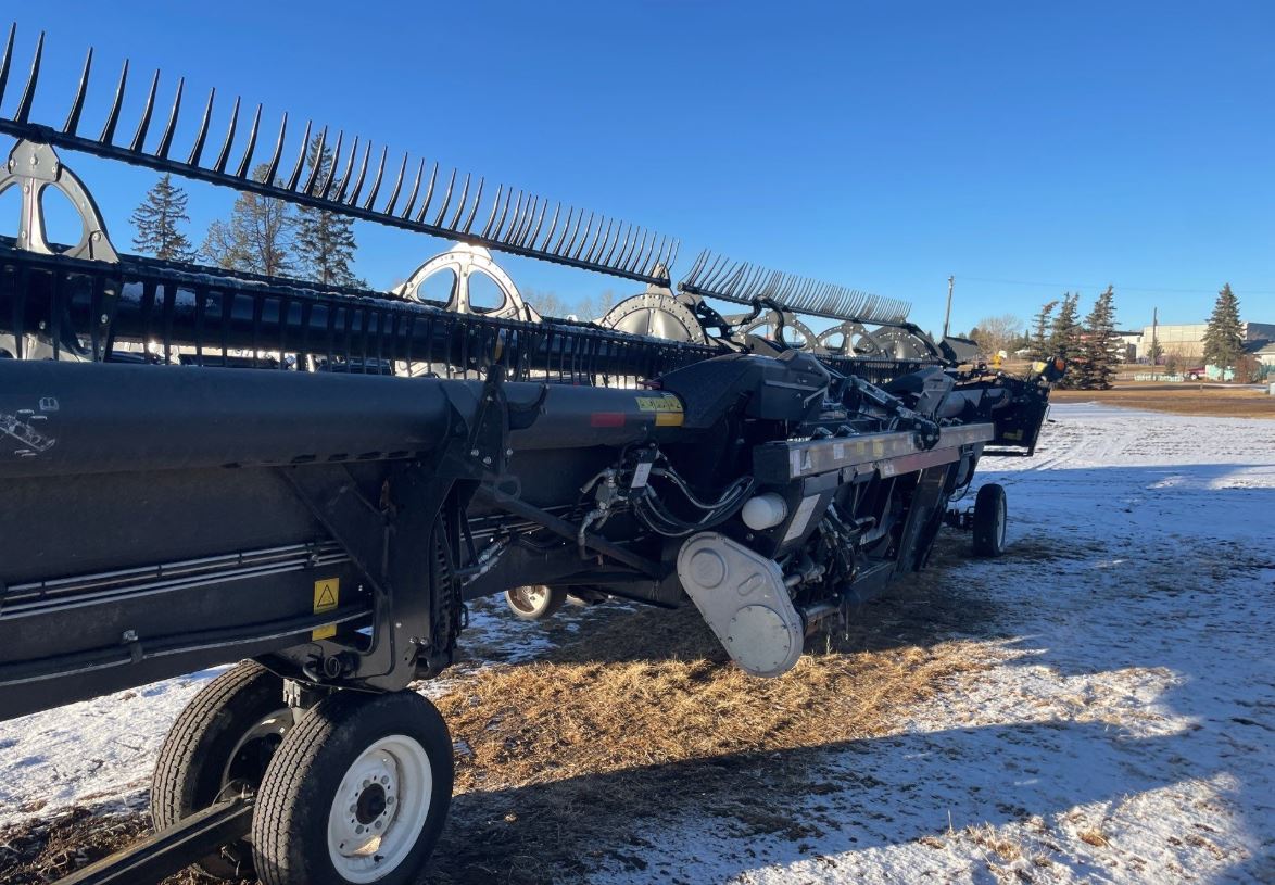 2020 MacDon FD140 Header Direct Cut